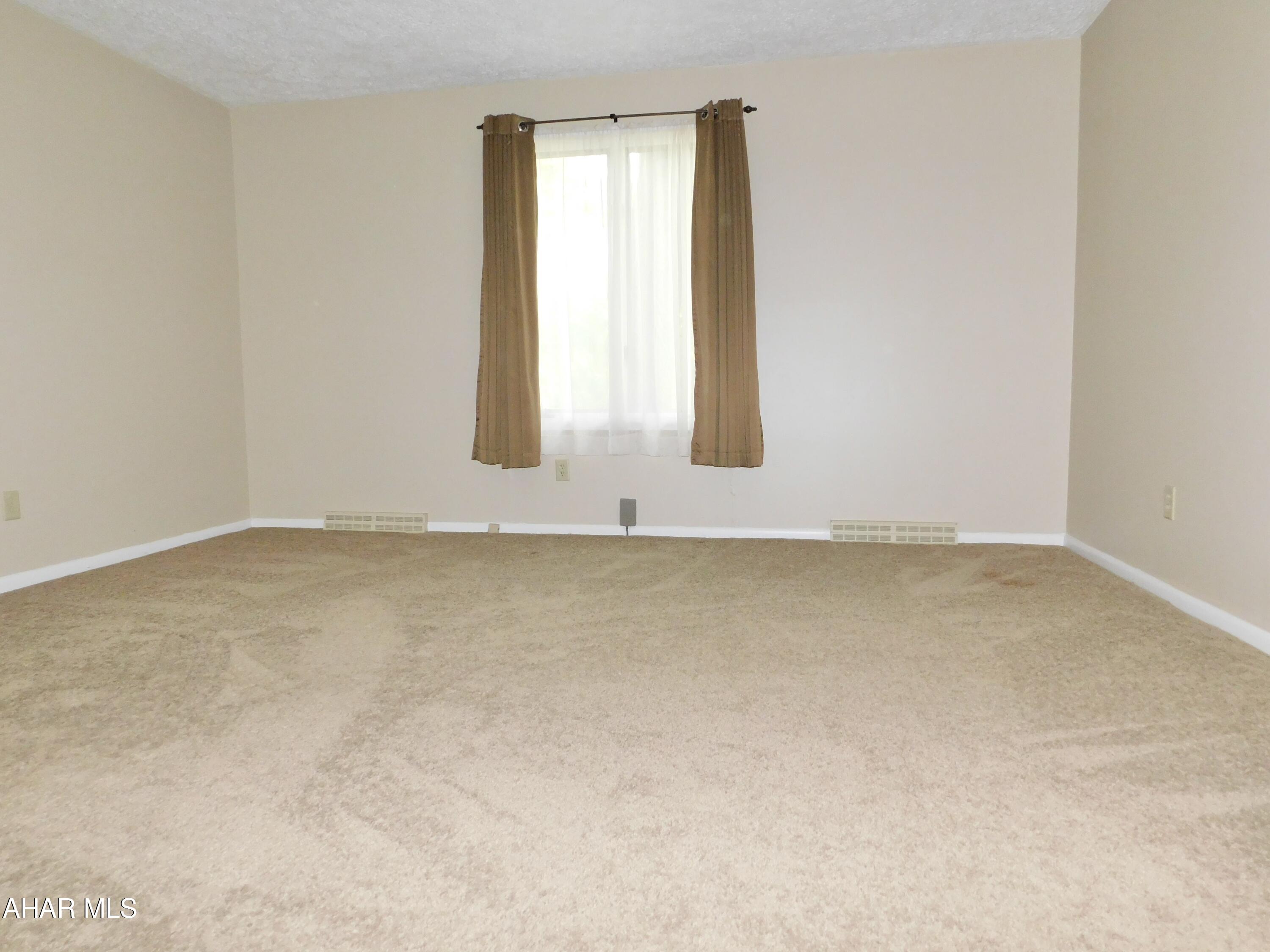 Cricket Knoll - Residential