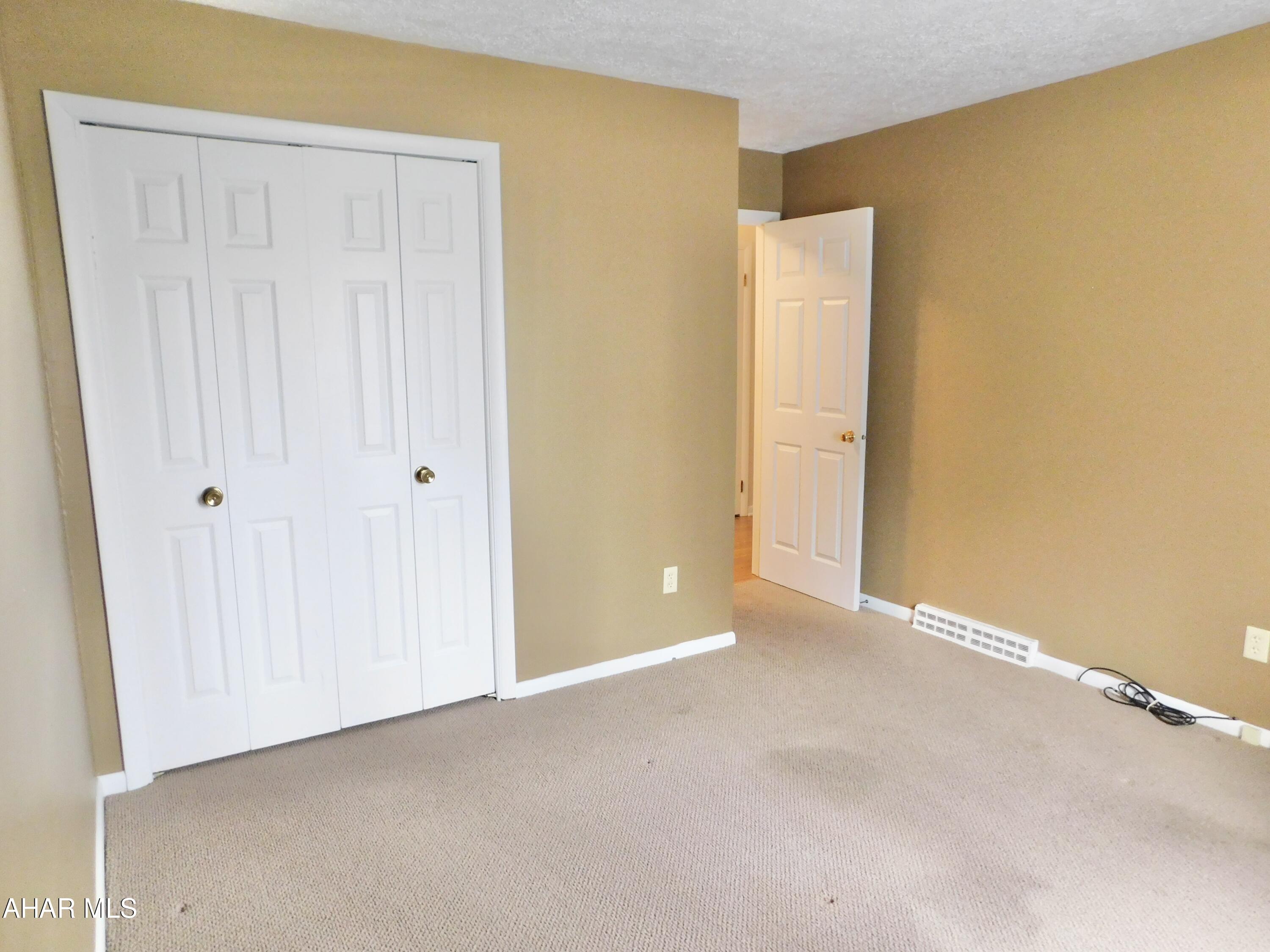 Cricket Knoll - Residential