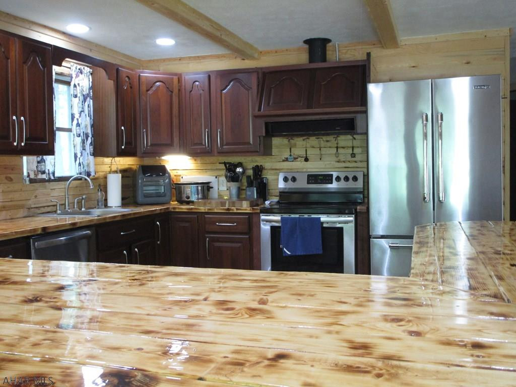 Glendale Yearound - Residential