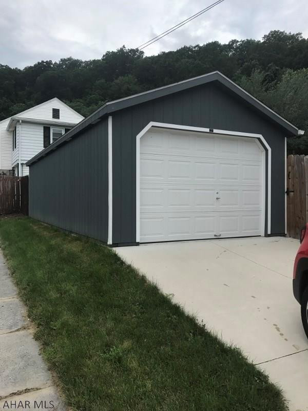 Unknown - Residential