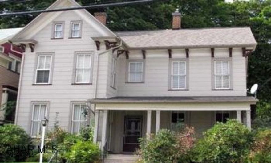 New renovations, 2.5 story Tyrone home w/ 4 bedrooms, 2.5 baths, updated mechanics, potential to be duplexed, spacious rooms & lots of built ins