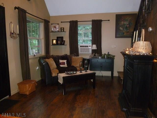 Glendale Yearound - Residential