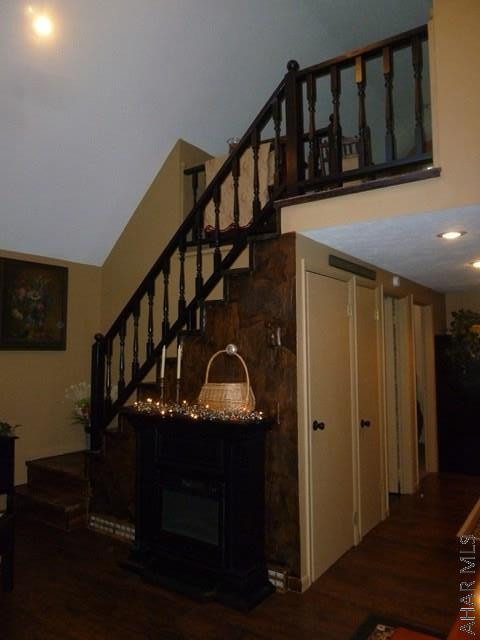 Glendale Yearound - Residential