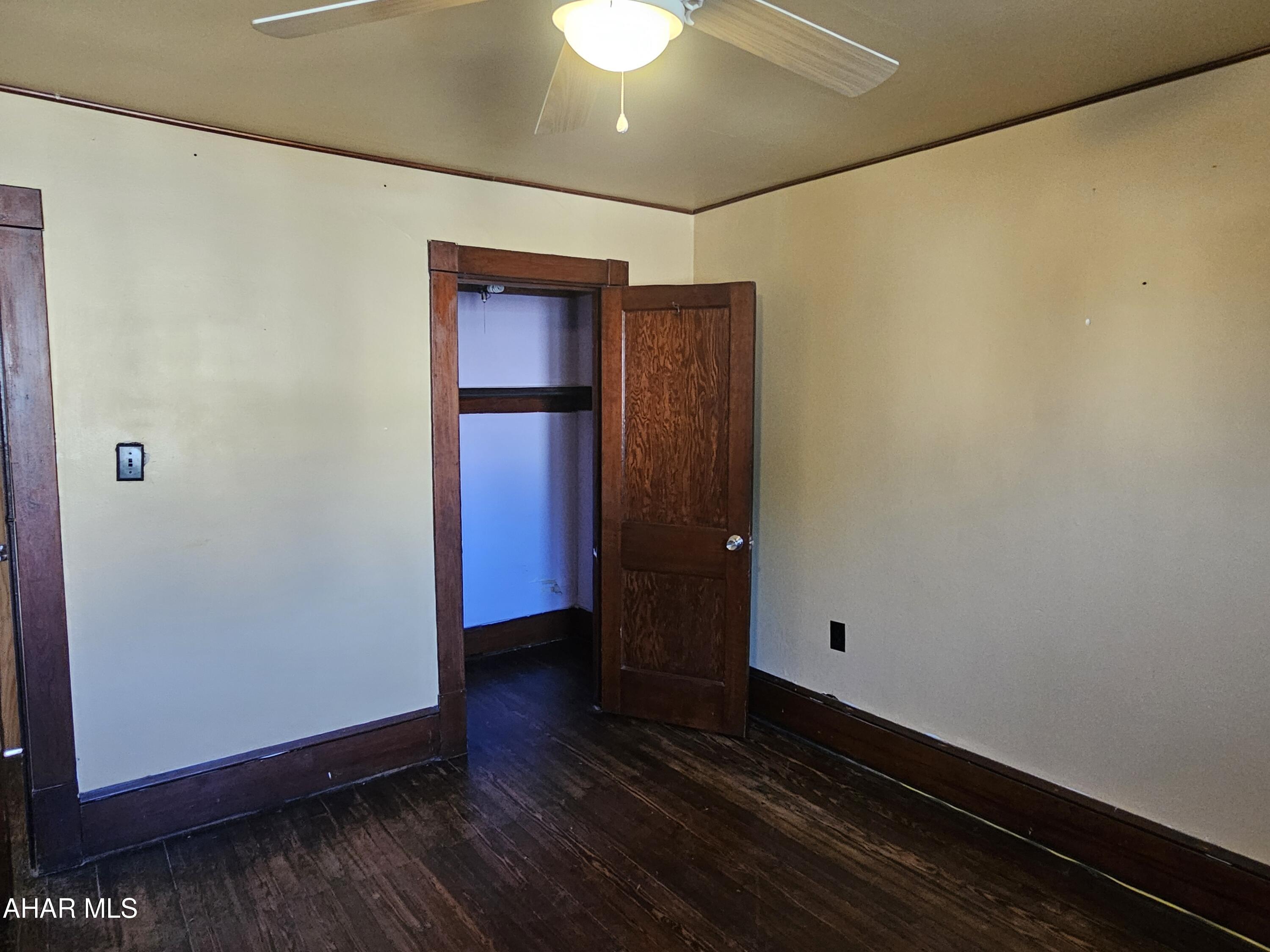 Juniata - Residential