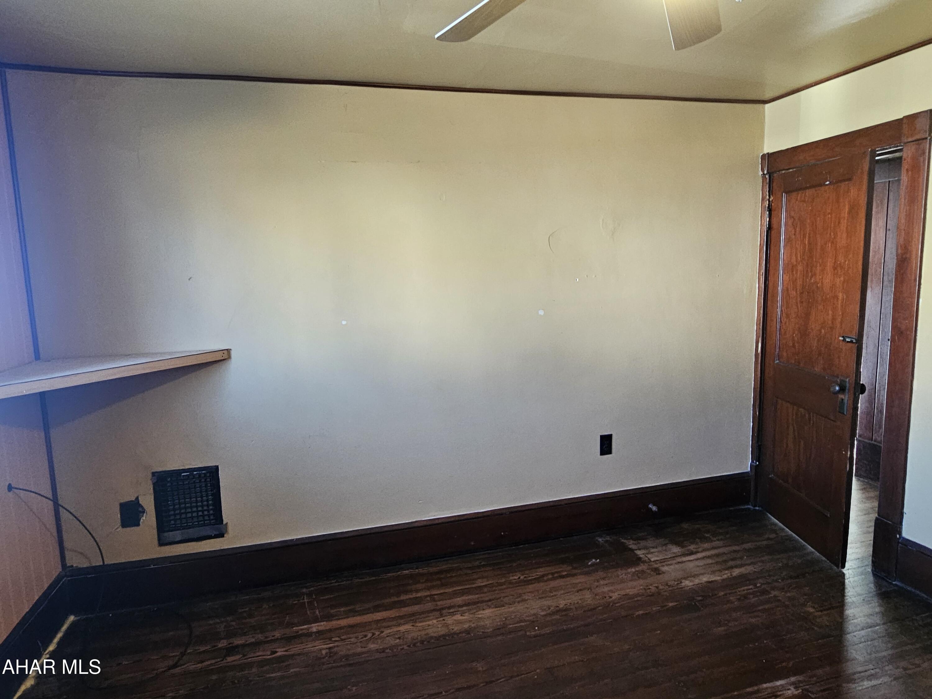 Juniata - Residential