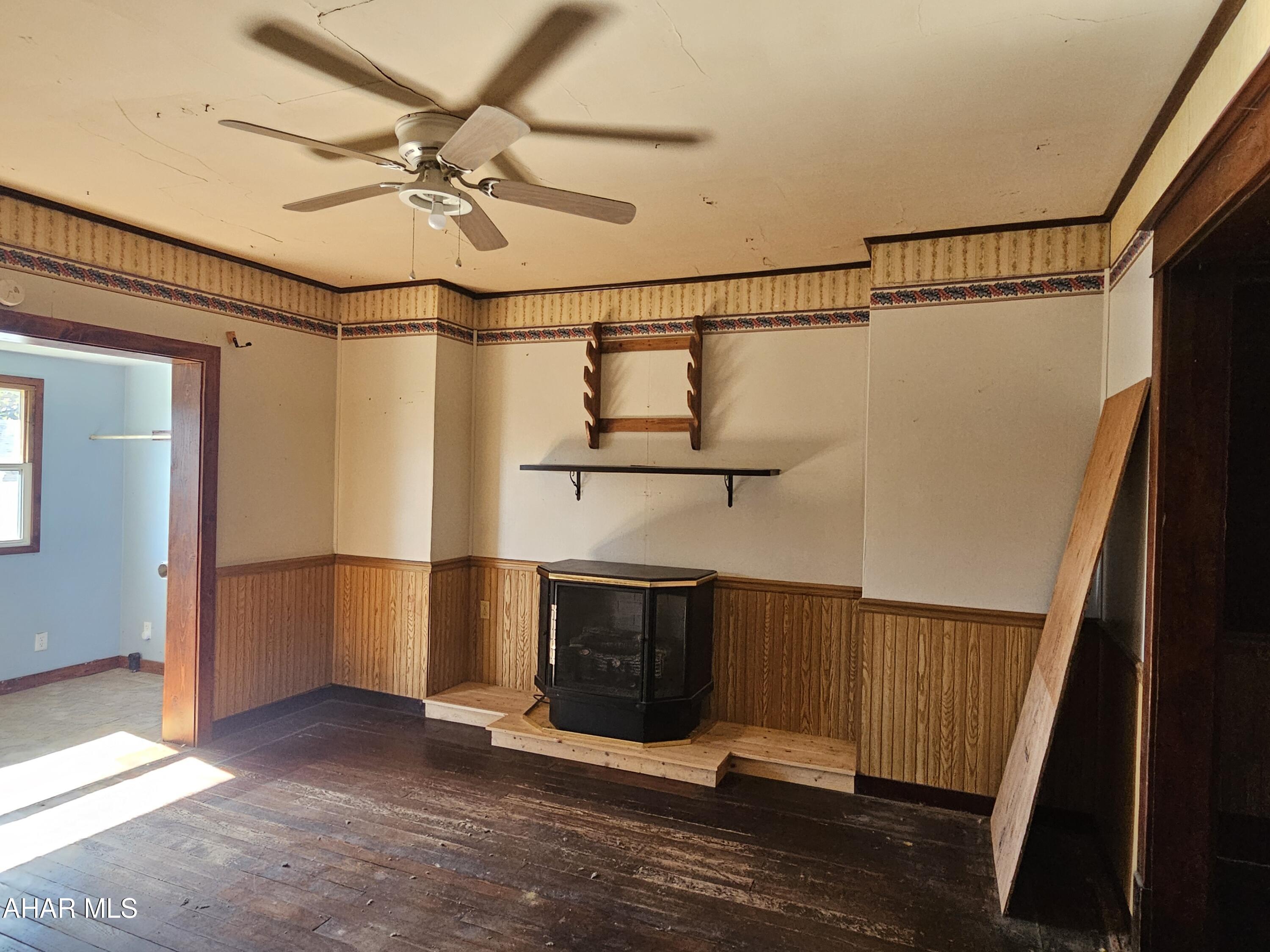 Juniata - Residential