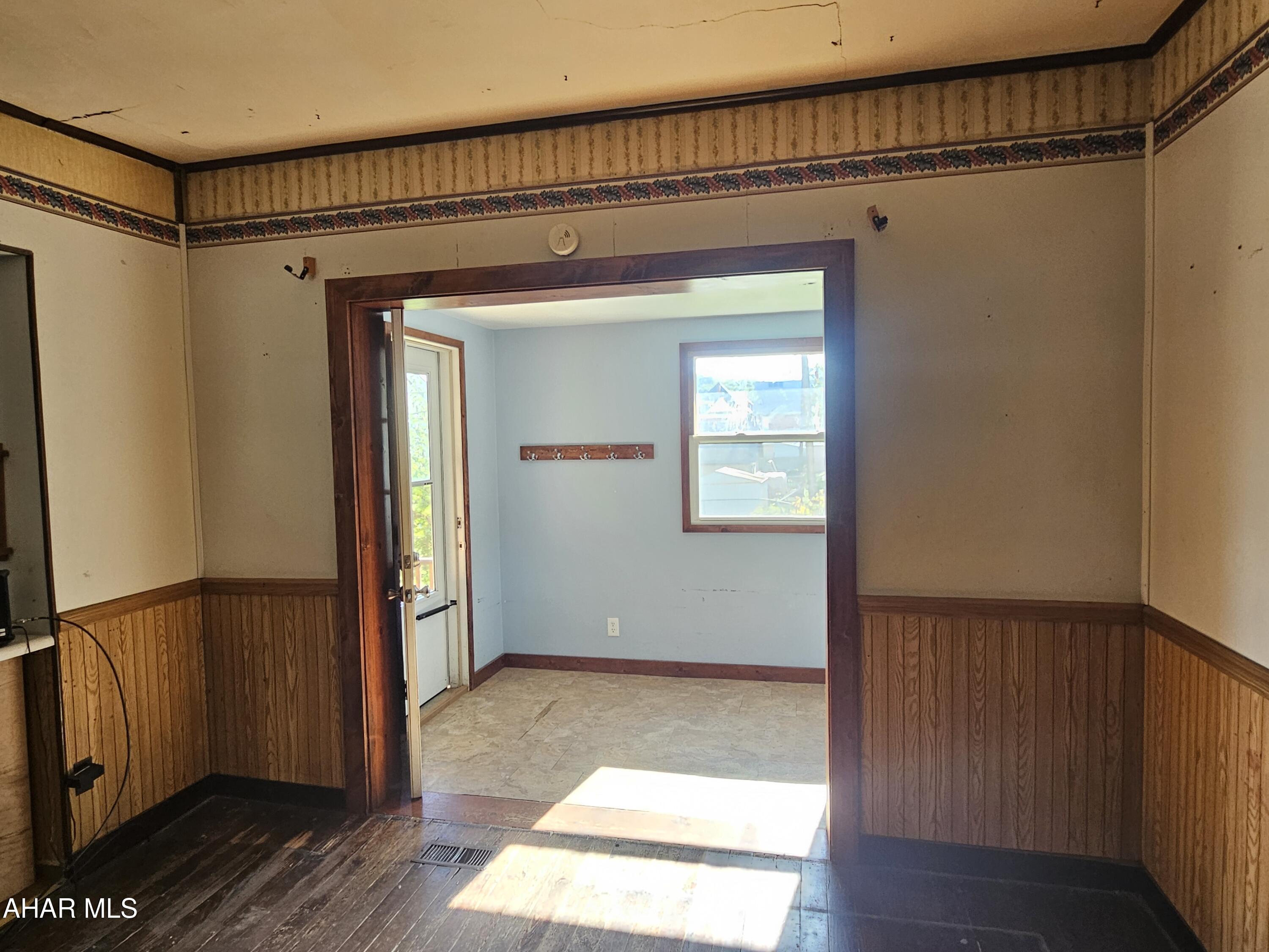 Juniata - Residential