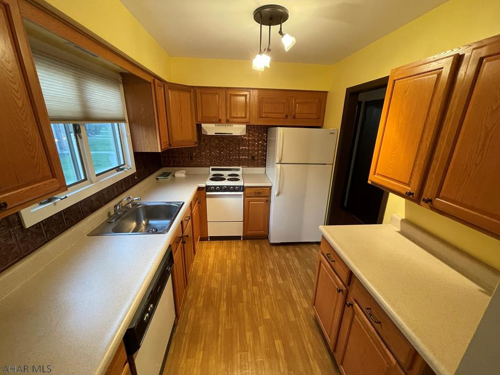 Penn Terrace - Residential