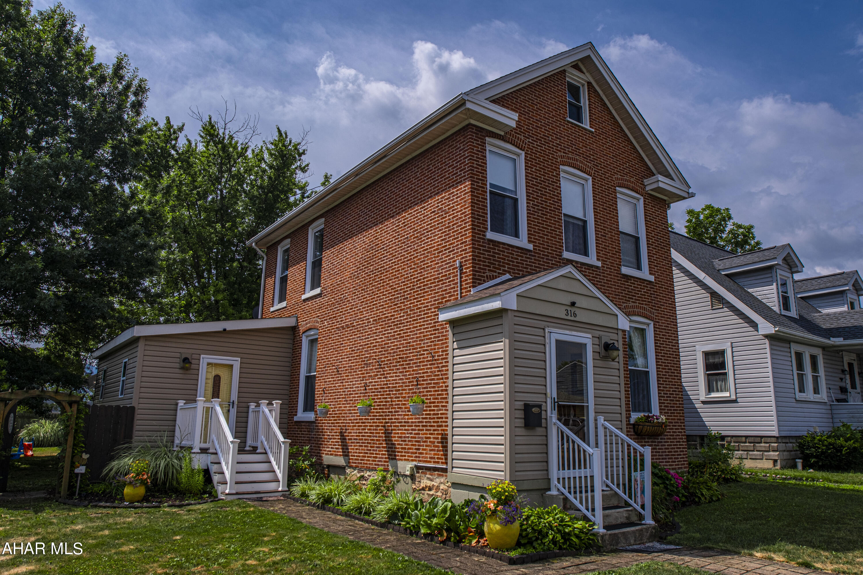 Hollidaysburg - Residential