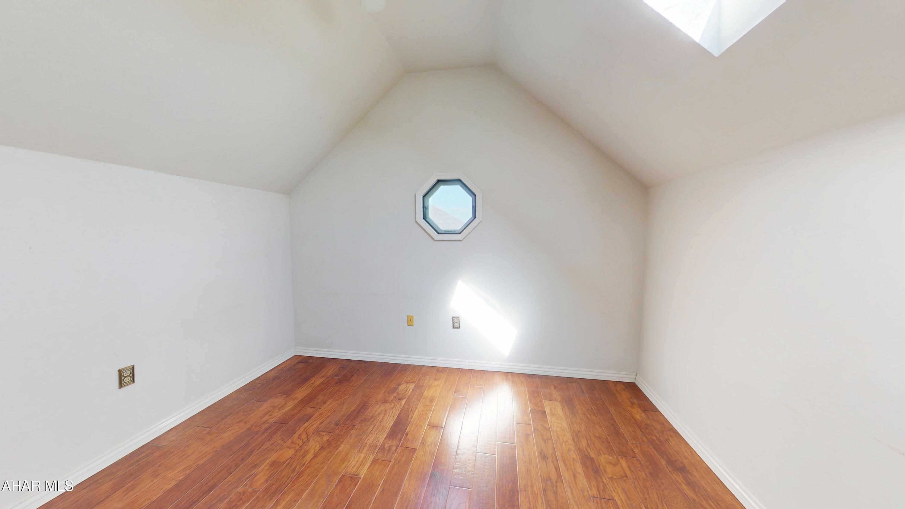 Holliday Heights - Residential