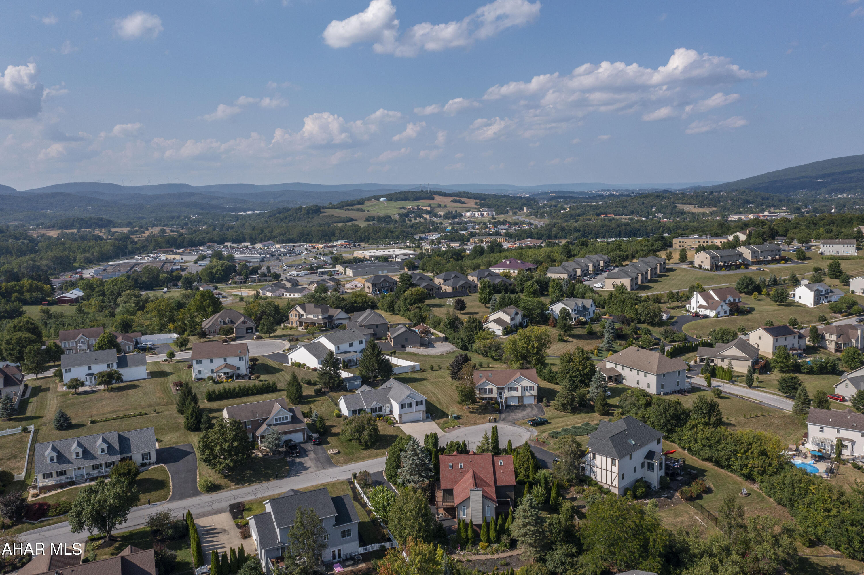 Holliday Heights - Residential