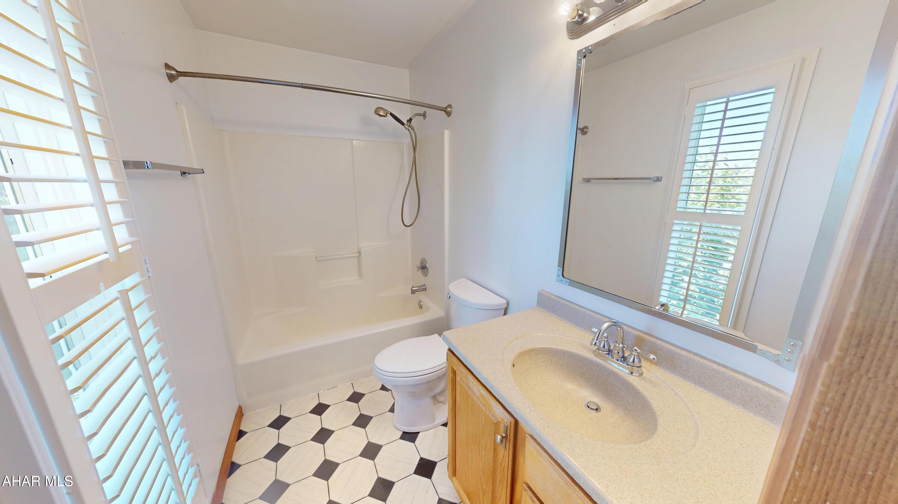 Holliday Heights - Residential