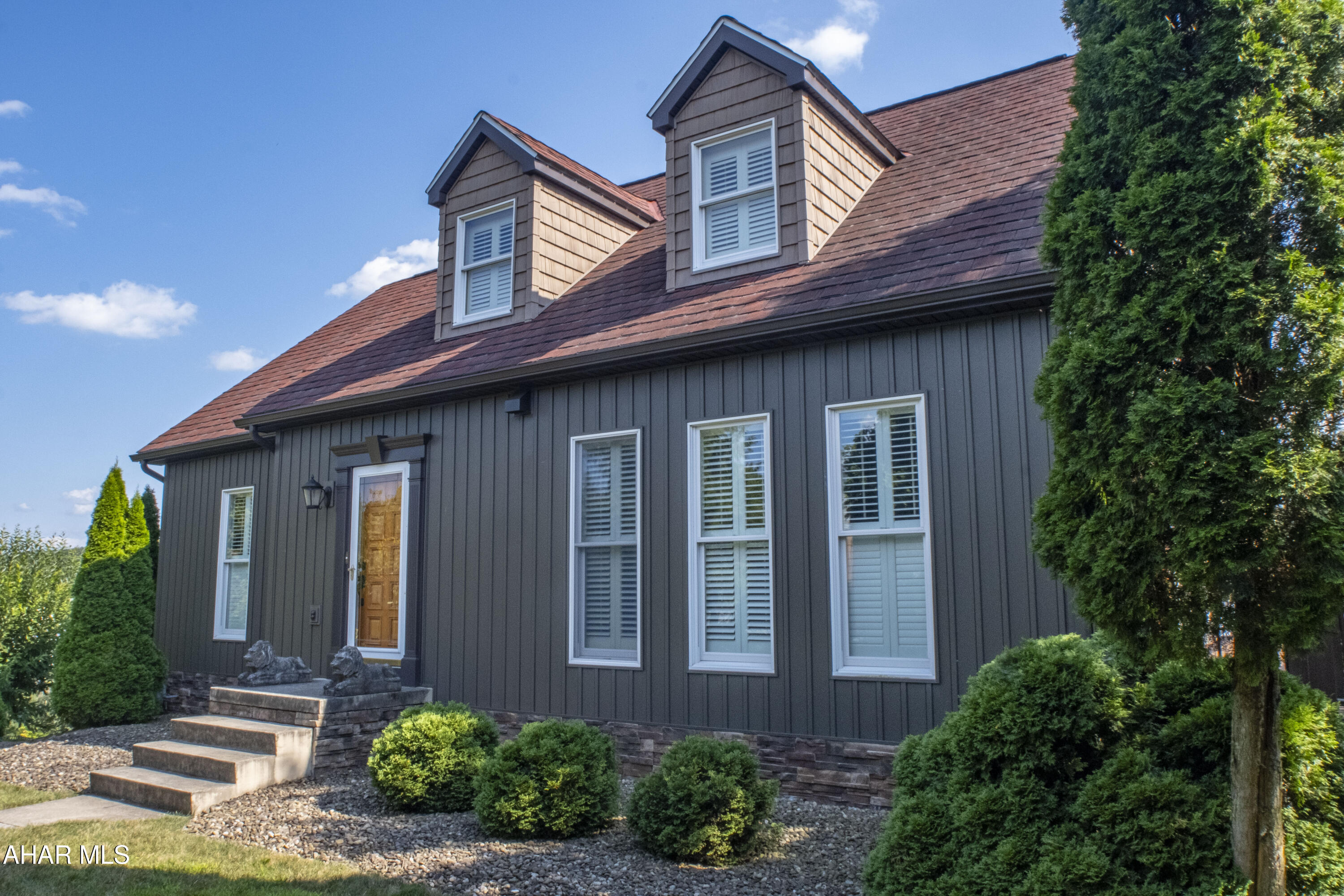 Holliday Heights - Residential