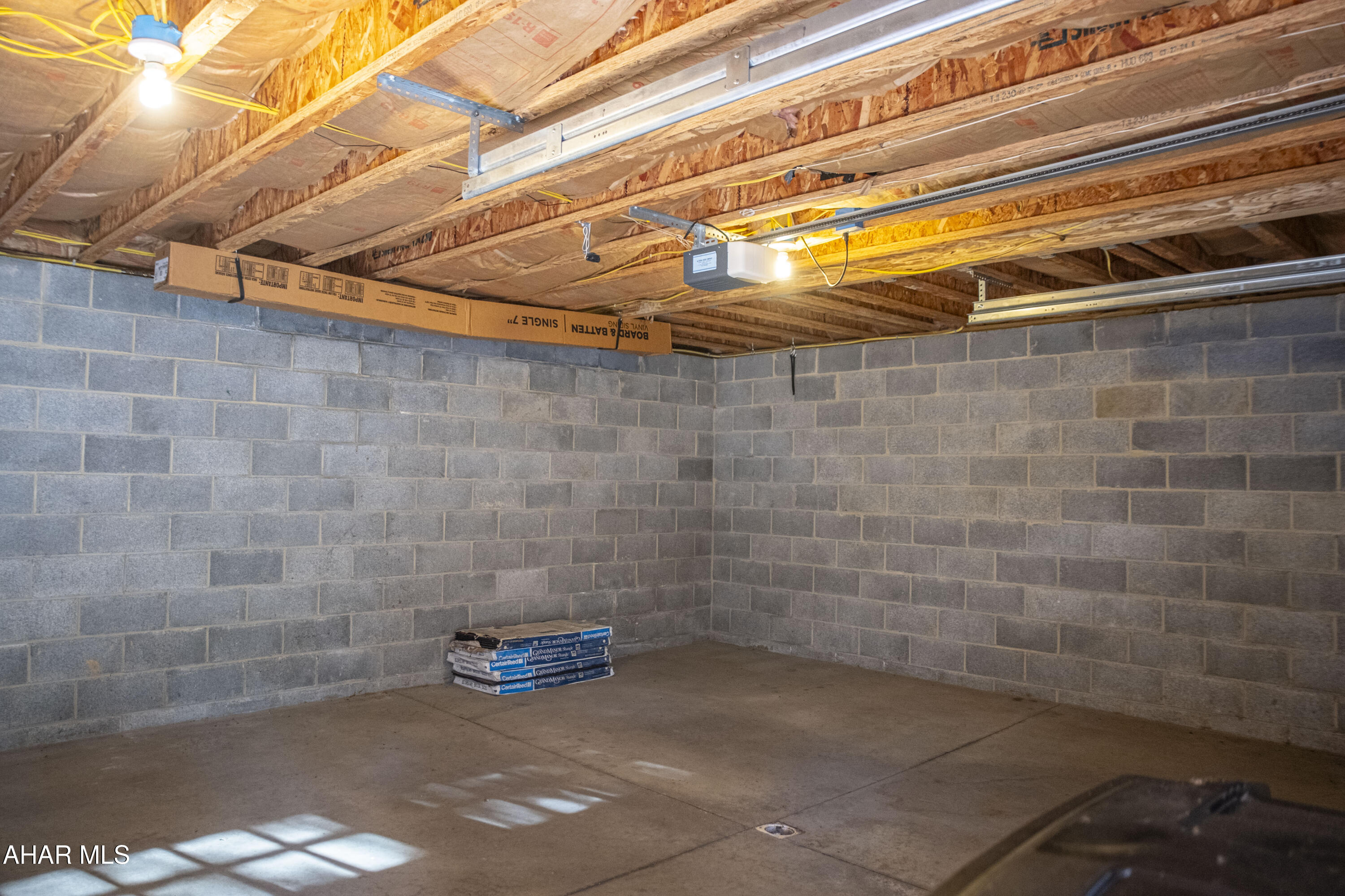 Holliday Heights - Residential