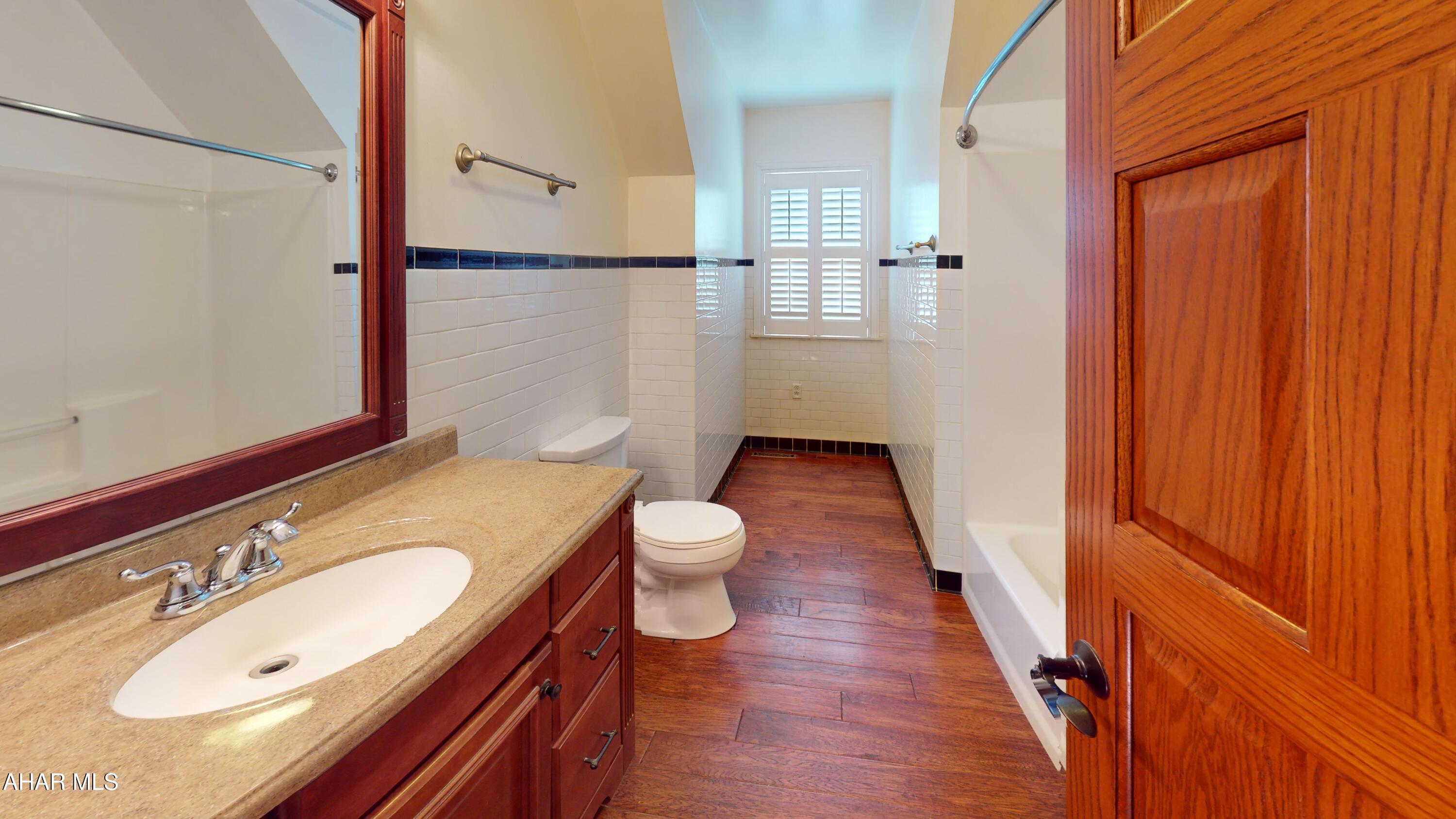 Holliday Heights - Residential