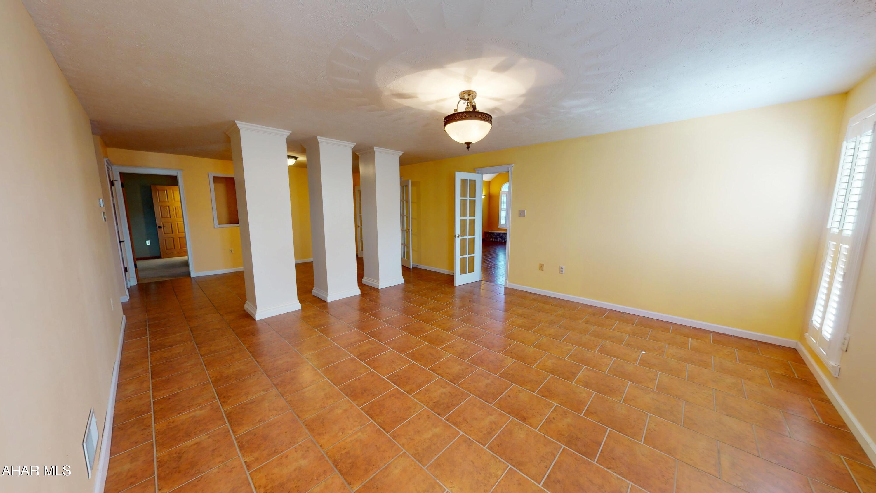 Holliday Heights - Residential