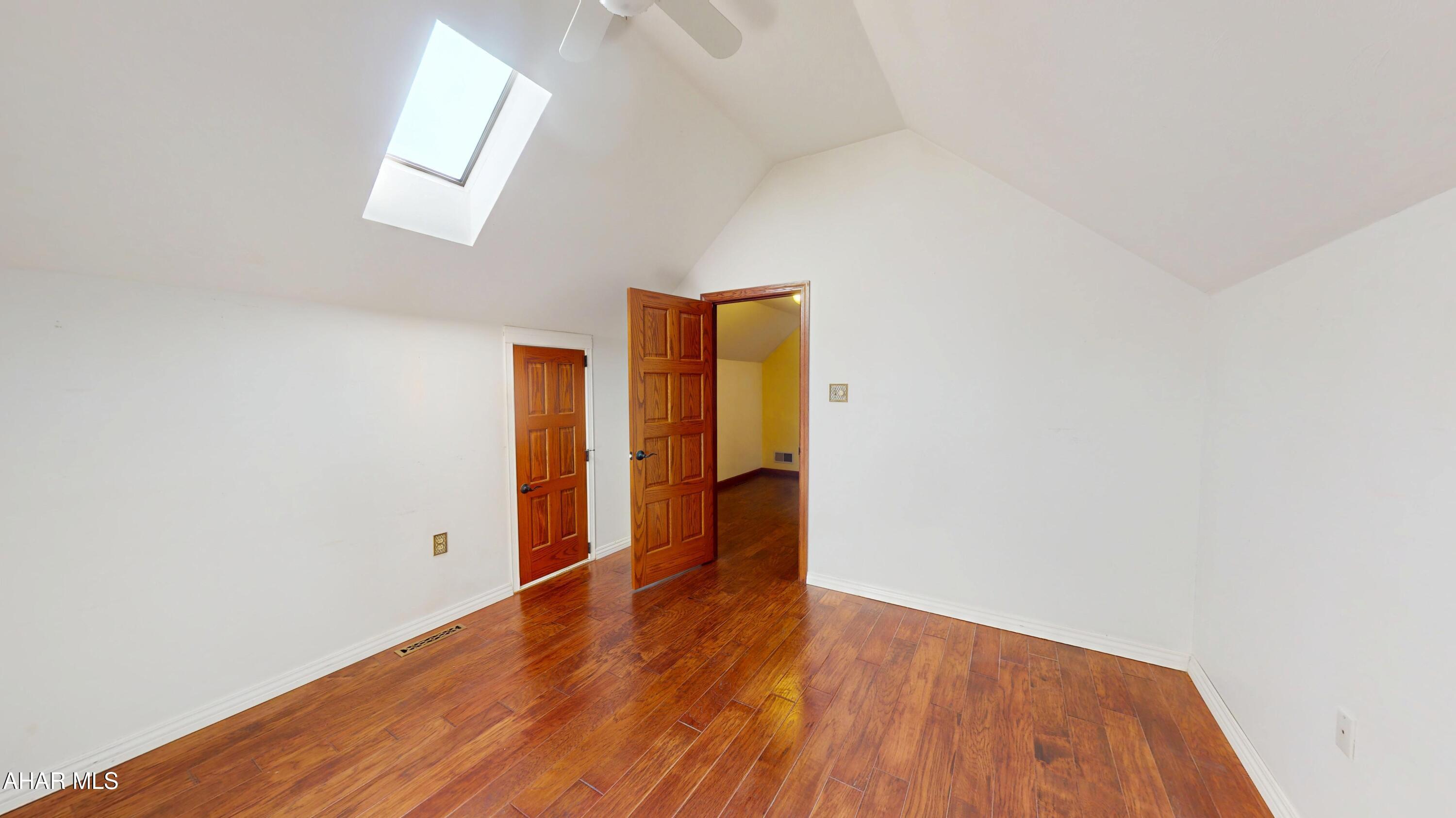 Holliday Heights - Residential