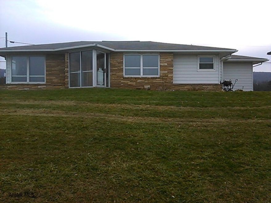 Cozy 2 bedroom home with the potential for a third bedroom. Home is equipped with efficient LED lighting and has a beautiful family room and a large pole building and shed on 0.41 ac.