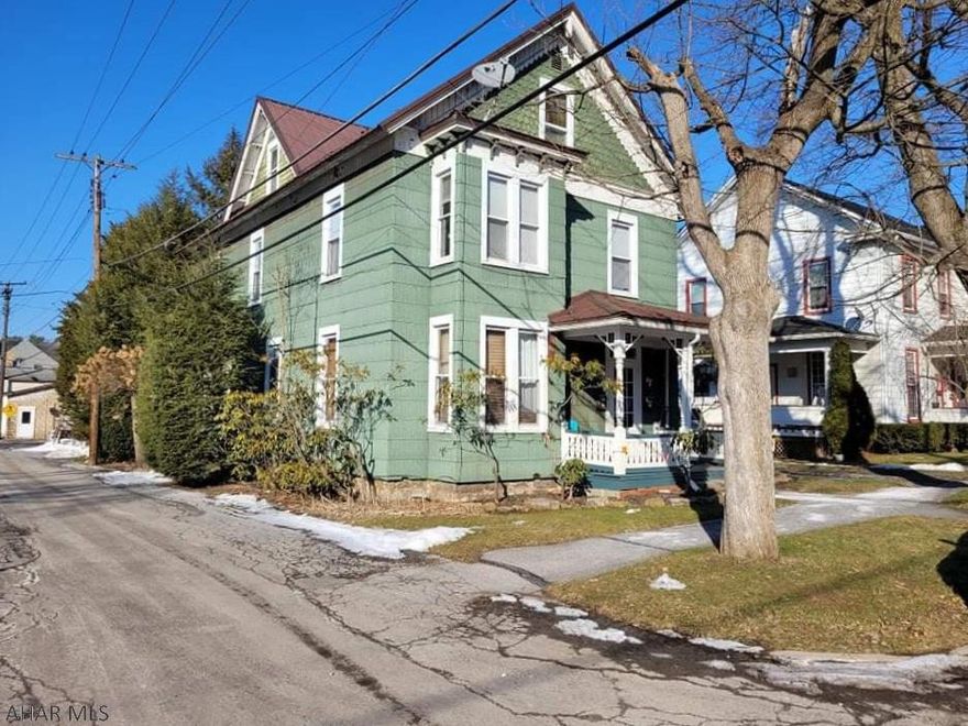 Calling Investors! Heres a chance to add a 2 unit to your portfolio. Steady stream of income! This property features a newer furnace and hot water heater. Call to schedule your showing! Buyer to confirm taxes. Sq footage,  and lot size.