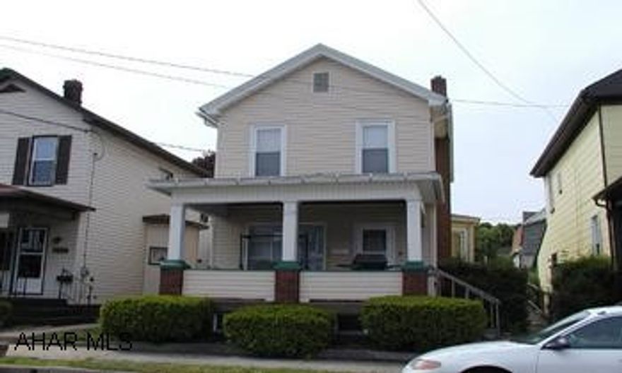 Nice 2 story, 3 bedroom home with vinyl siding and thermopane windows. New bathroom. First floor laundry. Nice 2 story, 3 bedroom home with vinyl siding and thermopane windows. New bathroom. First floor laundry.