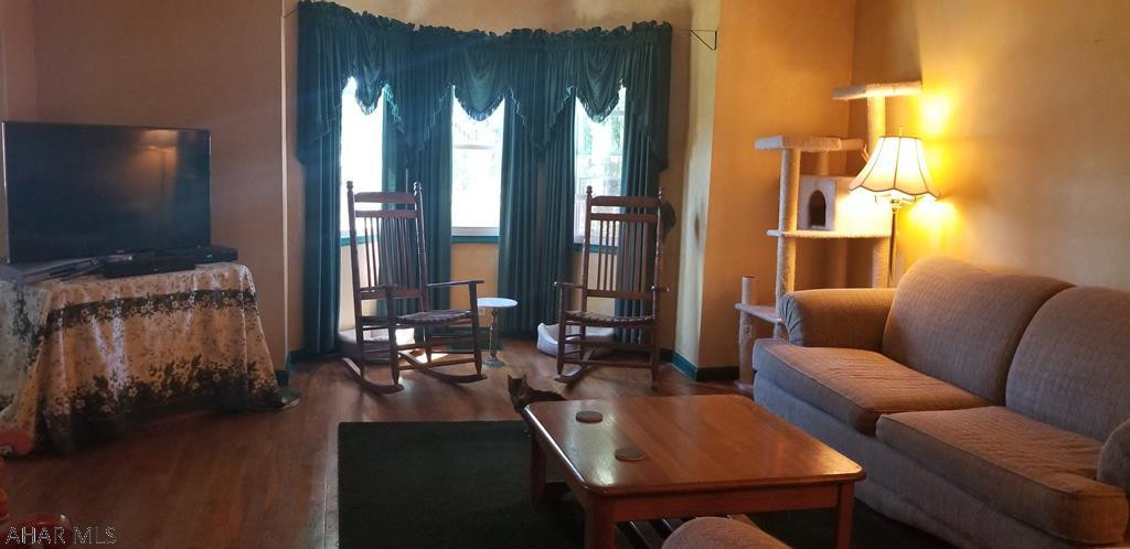 Juniata - Residential