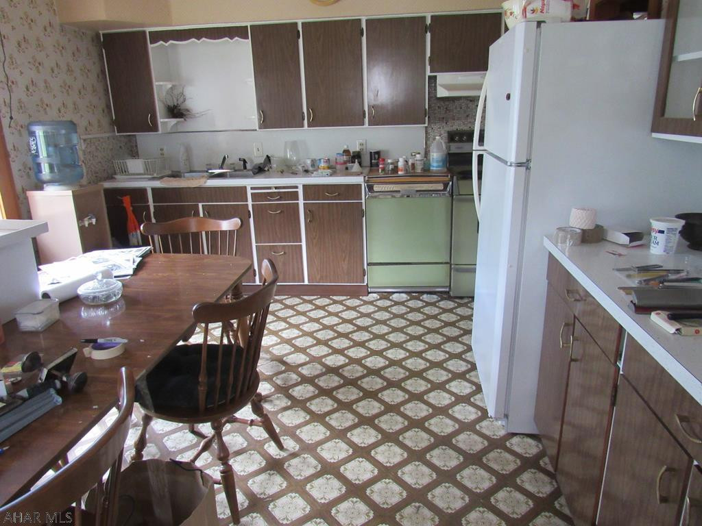 Unknown - Residential