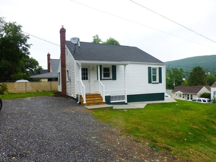 This great 1 1/2 story, 3 bedroom has been completely remodeled! Beautiful new kitchen and bath. Two 1st floor bedrooms and bath make this easy one level living! The basement's high ceilings make a possibility for lower level family room! Off street parking.