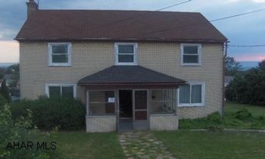 Richland- 2 story brick home. 3BR's, 2 1/2 baths, eat-in kitchen, spacious living room, Dining room, 2 fireplaces & above ground pool. Call Scott @ 814-244-3113 Richland- 2 story  brick home. 3BR's, 2 1/2 baths, eat-in kitchen, spacious living room, Dining room, 2 fireplaces & above ground pool. Call Scott @ 814-244-3113