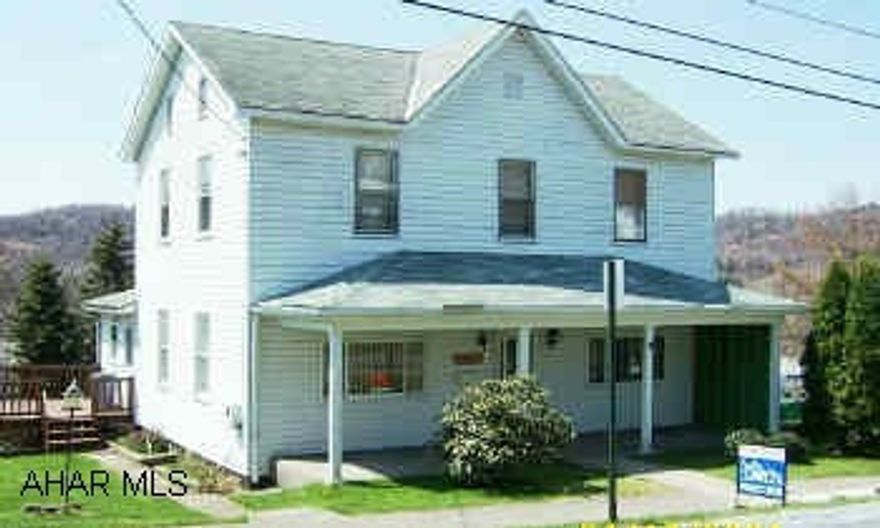 2 story , 4 bedroom, PORCH & DECK ALSO