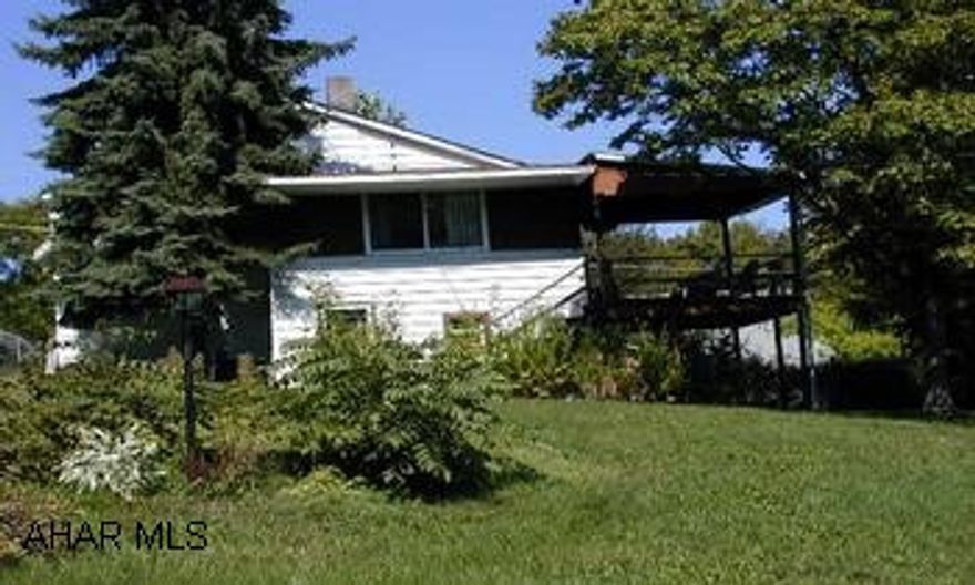 Large Lot - 2 Car Garage - Central air, Basboard haet, enclosed porch, 2 Bdrms. Large Lot - 2 Car Garage - Central air, Basboard haet, enclosed porch, 2 Bdrms.