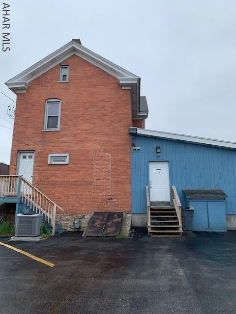 Unknown - Commercial Sale