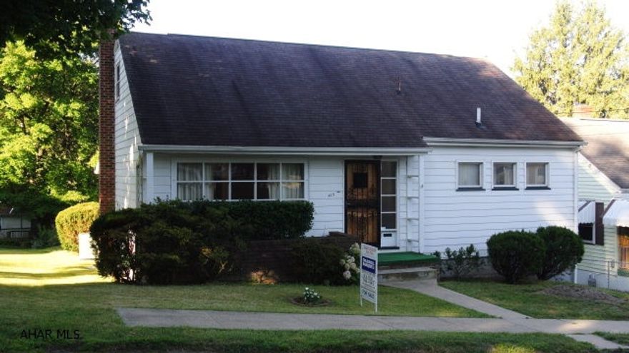 Furnace & C/A newer units, hardwood in LR & first floor bedrooms, alarm system, 1 car garage.  Good floor plan. Home Protection Plan is included.