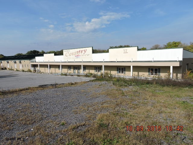 East End - Commercial Sale