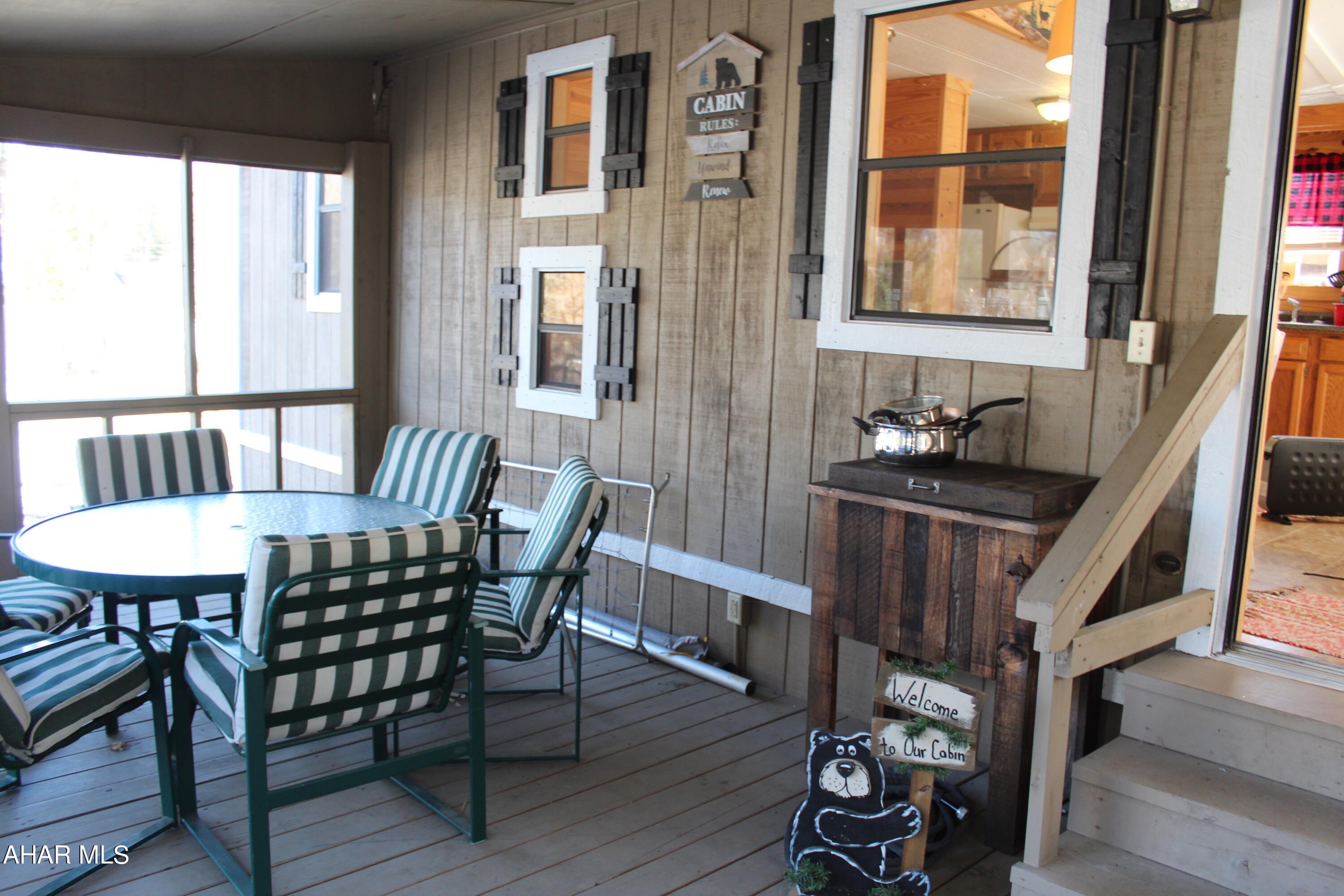 Glendale Yearound - Residential