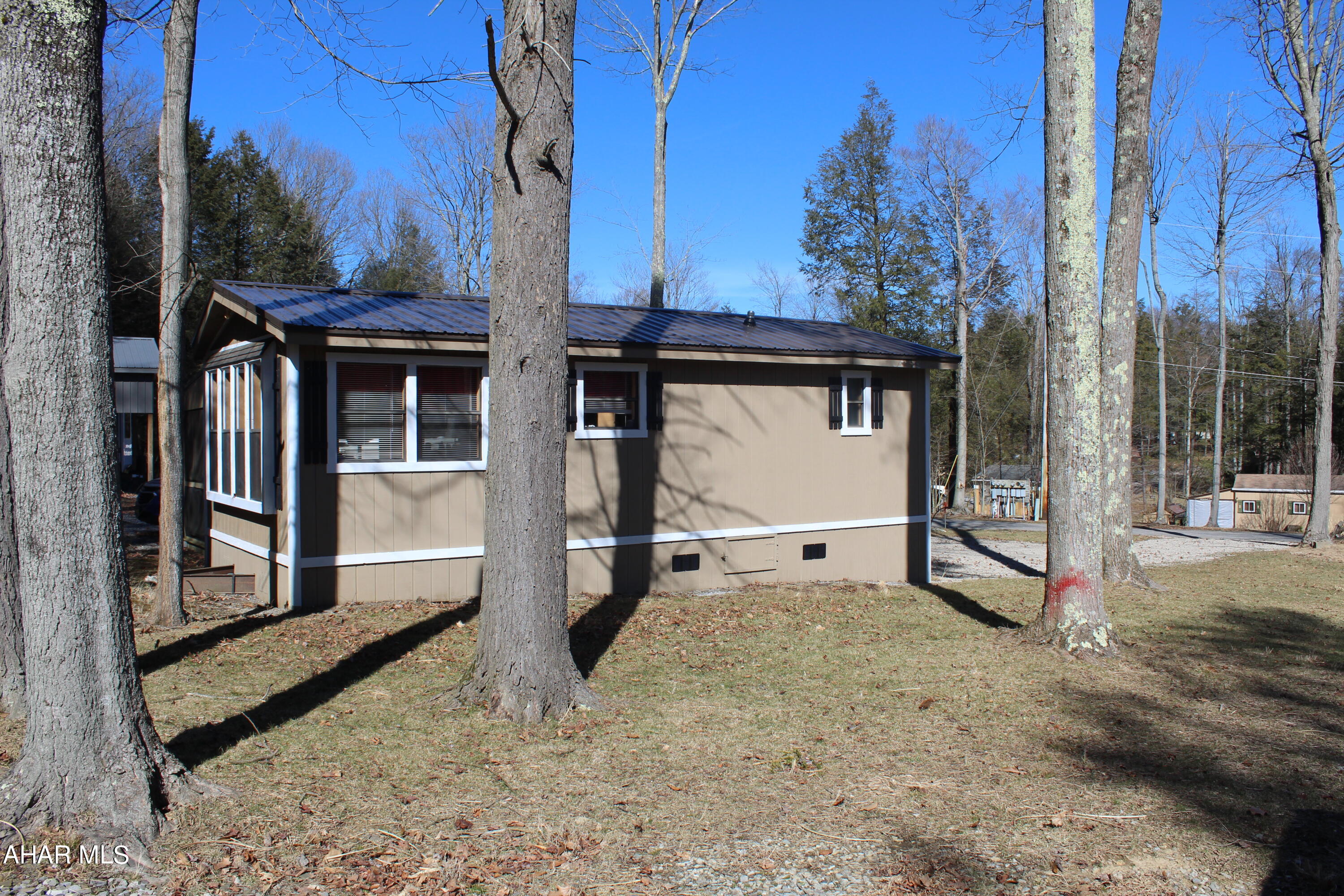 Glendale Yearound - Residential