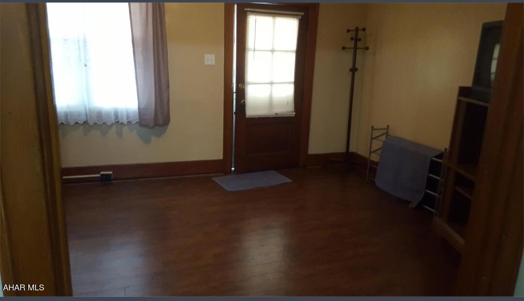 Juniata - Residential