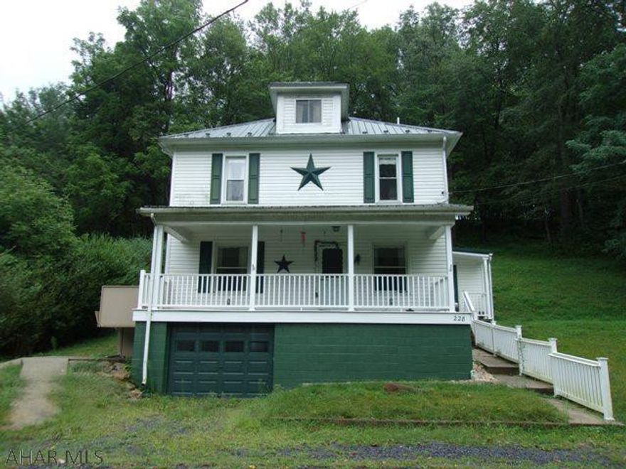 Vinyl sided, 3 bdrm, 2 full bath home on quiet street. Spacious kitchen with dining area. Dbl glass doors lead onto the back deck- perfect for grilling, entertaining or relaxing. Main level and bsmt. laundry hookups. 1 car integral garage is part of the bsmt. Full time living or vacation get away. Located beside the Juniata & close to Raystown Lake, Needs some TLC, but nothing major. Most of the work has been done!