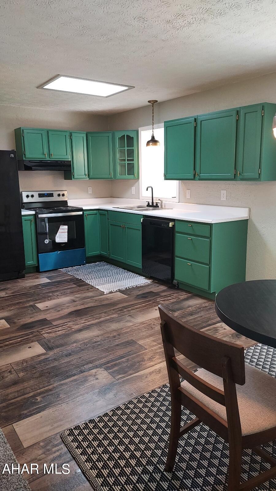 Sunnybrook Acres - Residential