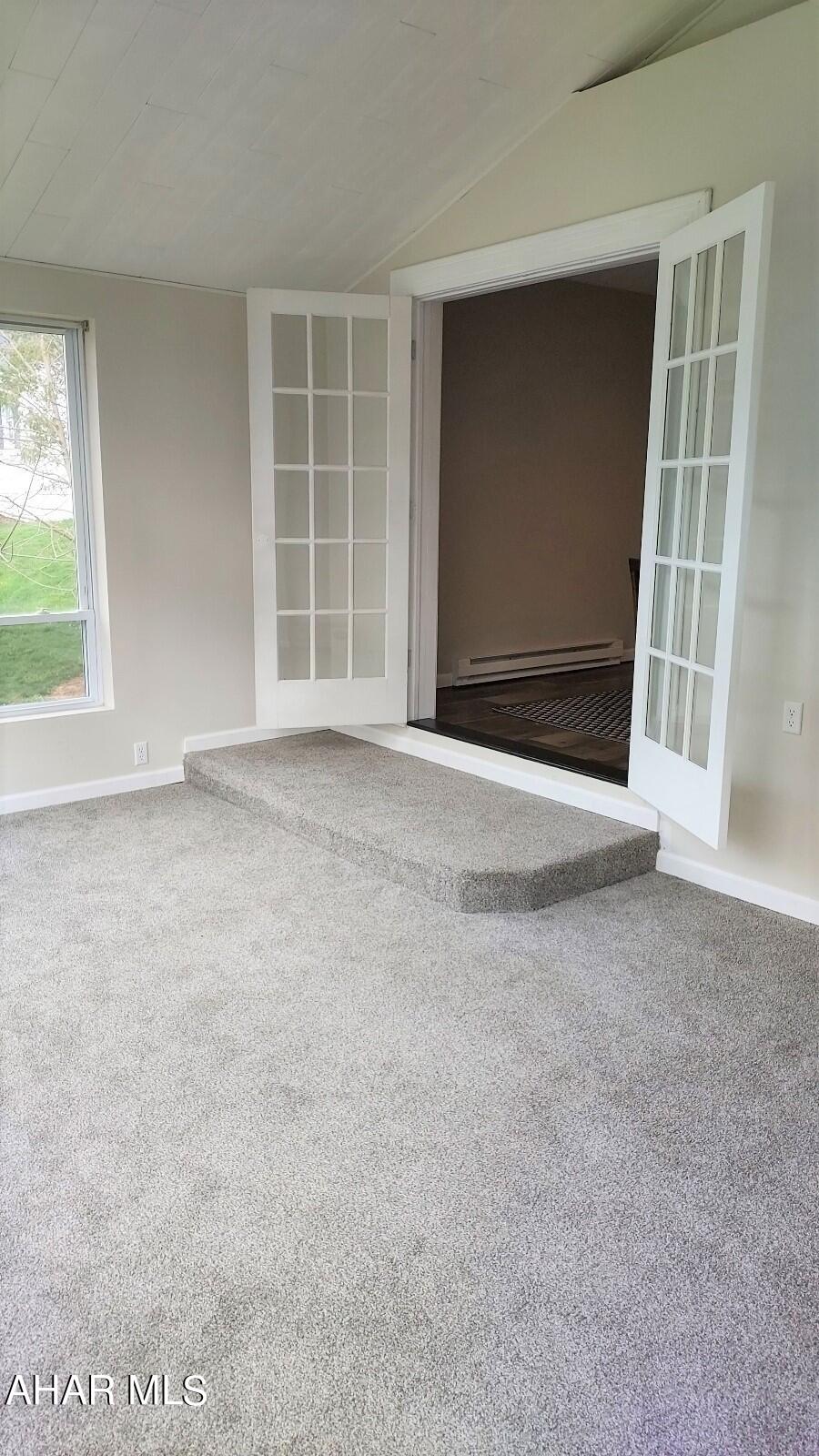 Sunnybrook Acres - Residential