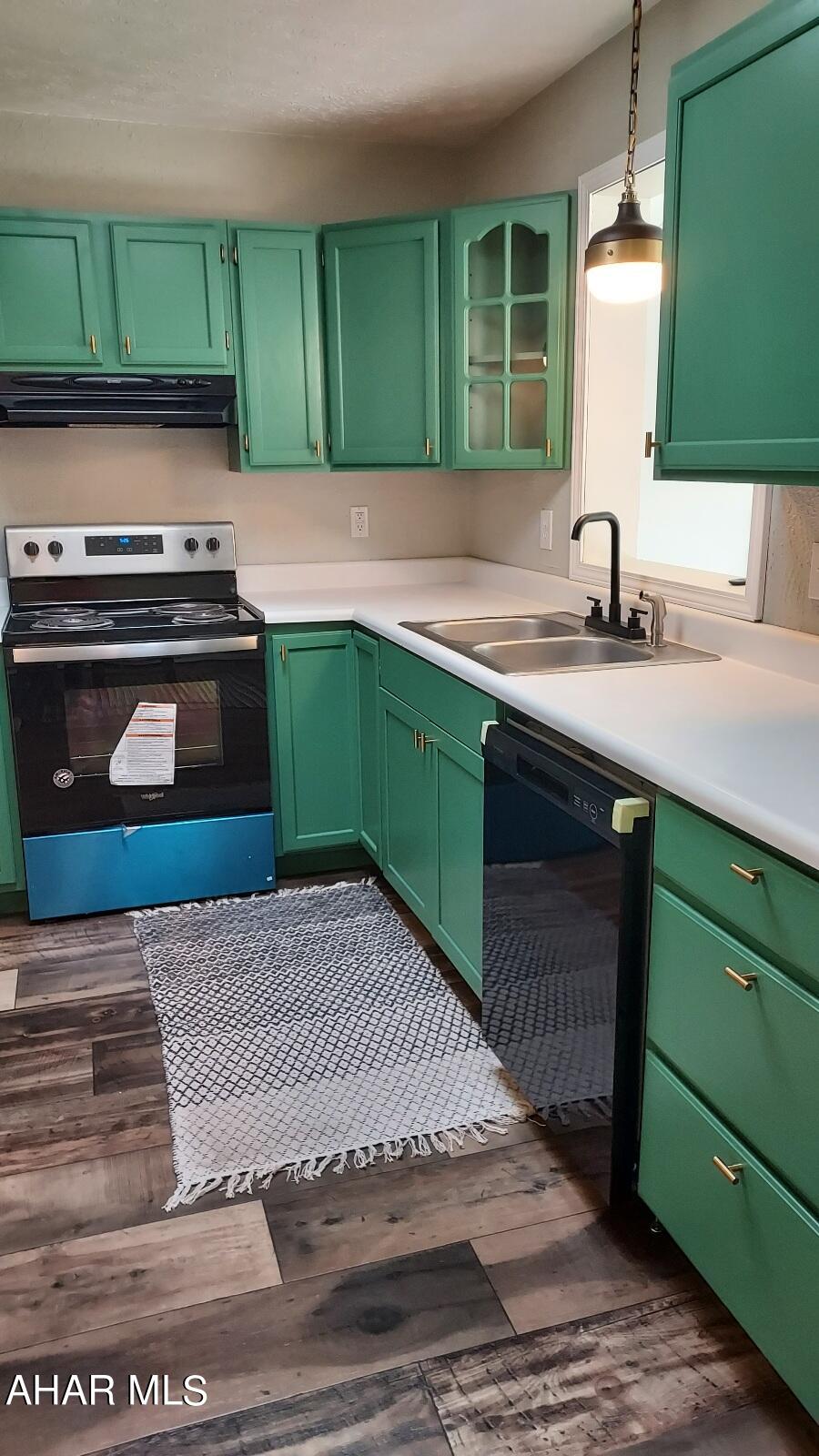 Sunnybrook Acres - Residential