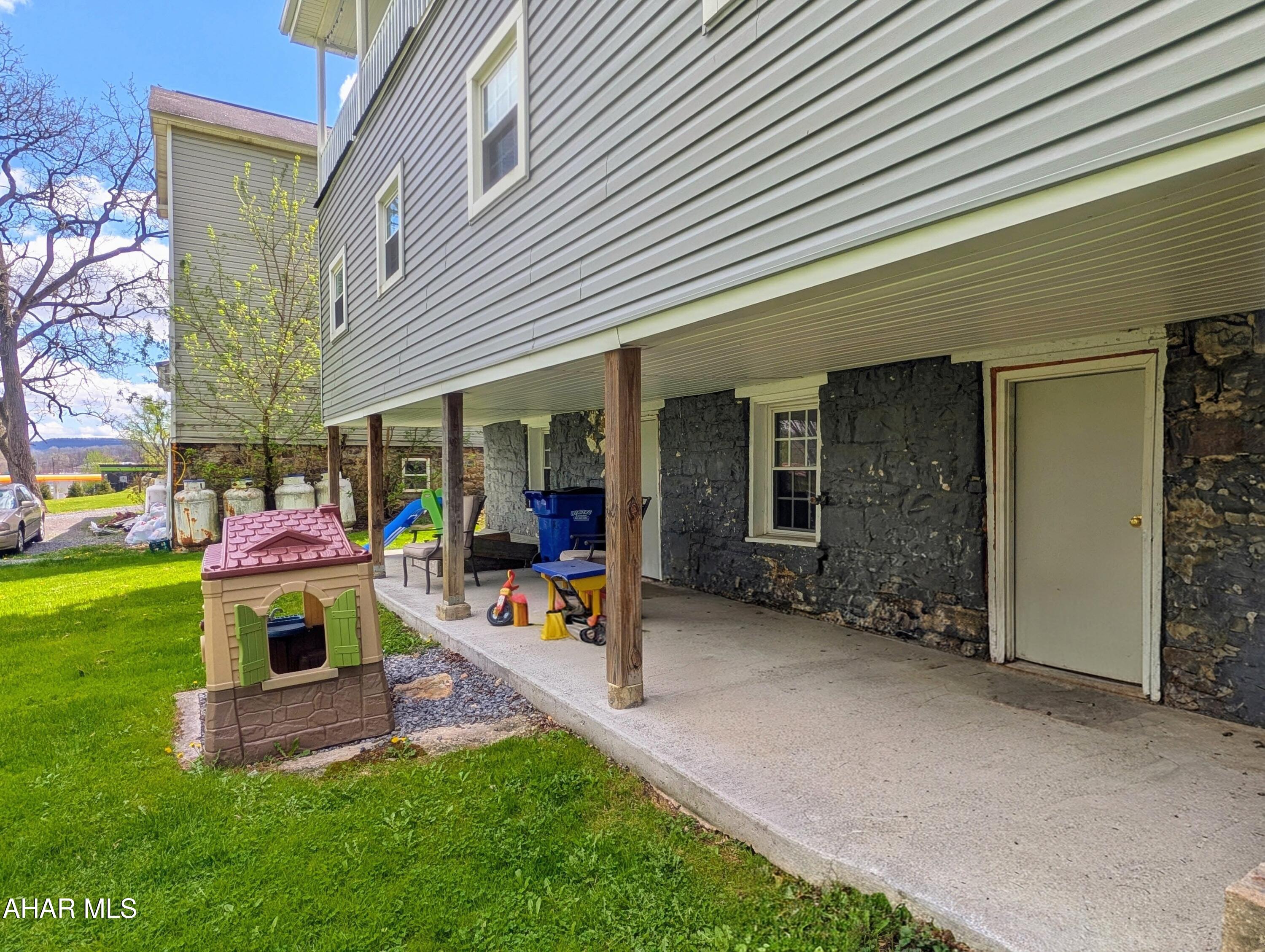 Unknown - Residential