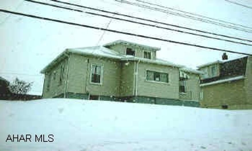 11/2 story bungalow Cash or conventional Seller does not want VA or FHA