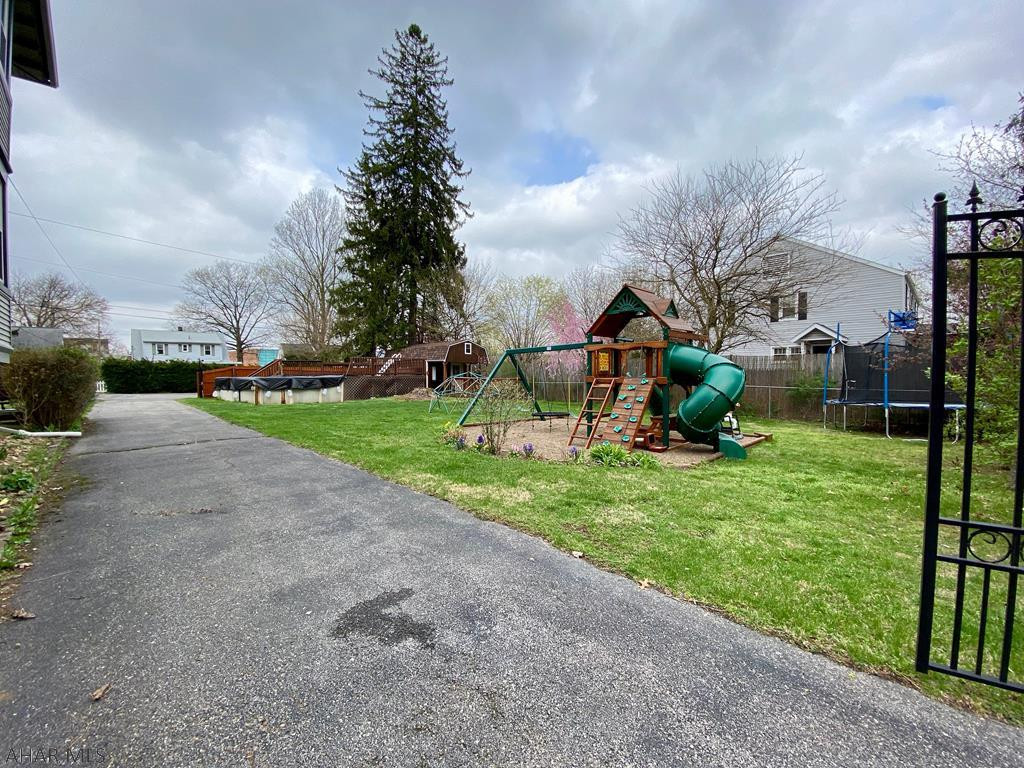 Hollidaysburg - Residential