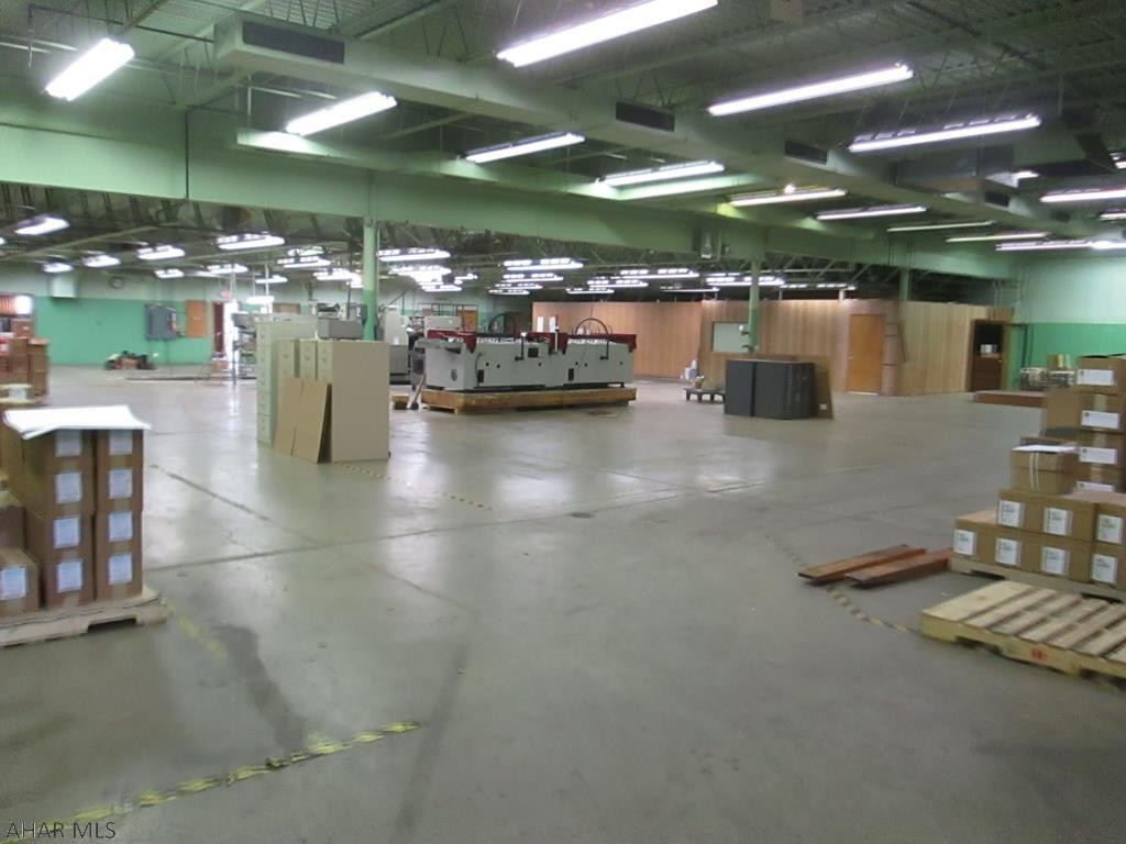 Unknown - Commercial Sale