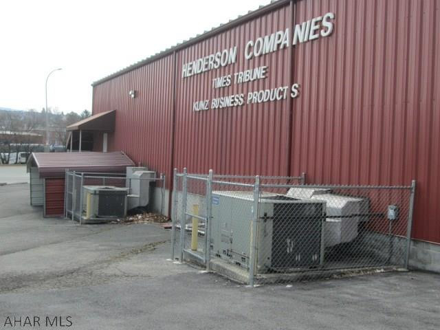 Unknown - Commercial Sale