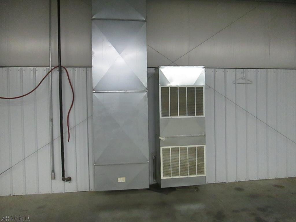 Unknown - Commercial Sale