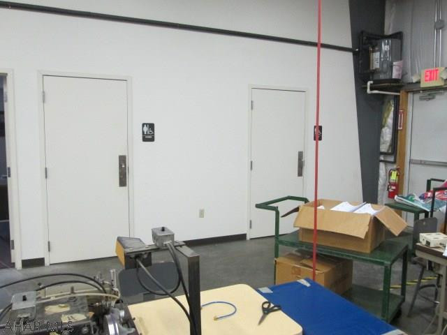 Unknown - Commercial Sale