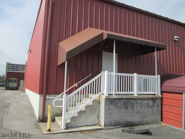 Unknown - Commercial Sale