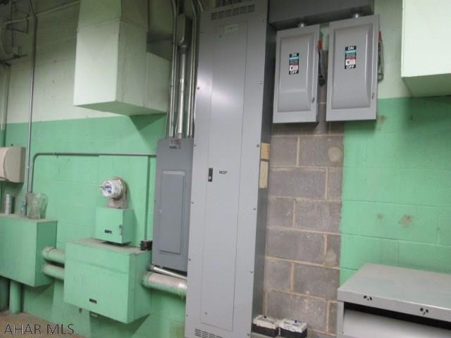 Unknown - Commercial Sale