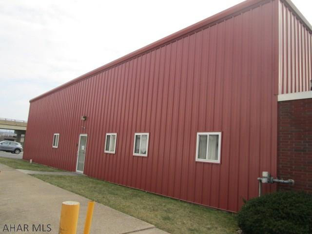 Unknown - Commercial Sale